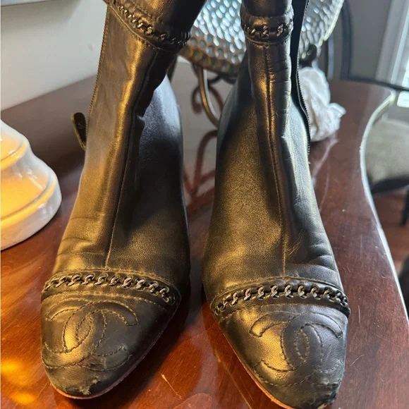 CHANEL Black Leather Ankle Booties - Picture 5 of 12